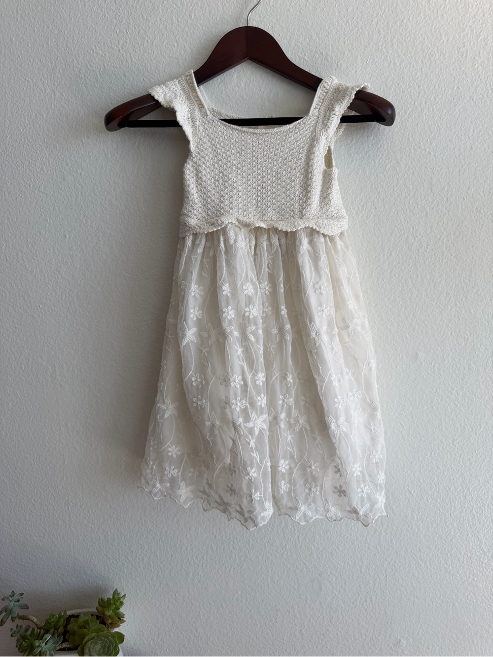 NWOT Nordstrom Ivory Crochet Top Flower Girl Dress - Size 3-4